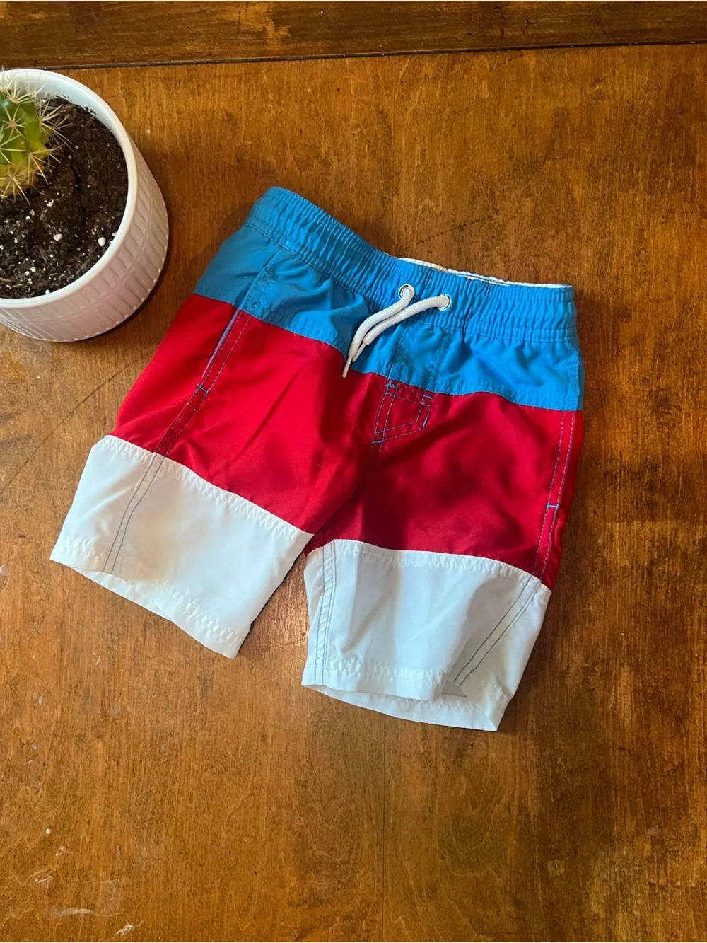 Cat & Jack Boys Red White Blue Swim Trunks Size XS 4/5